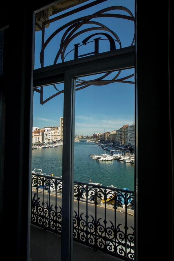 Le Grand Hotel Sète Exteriör bild