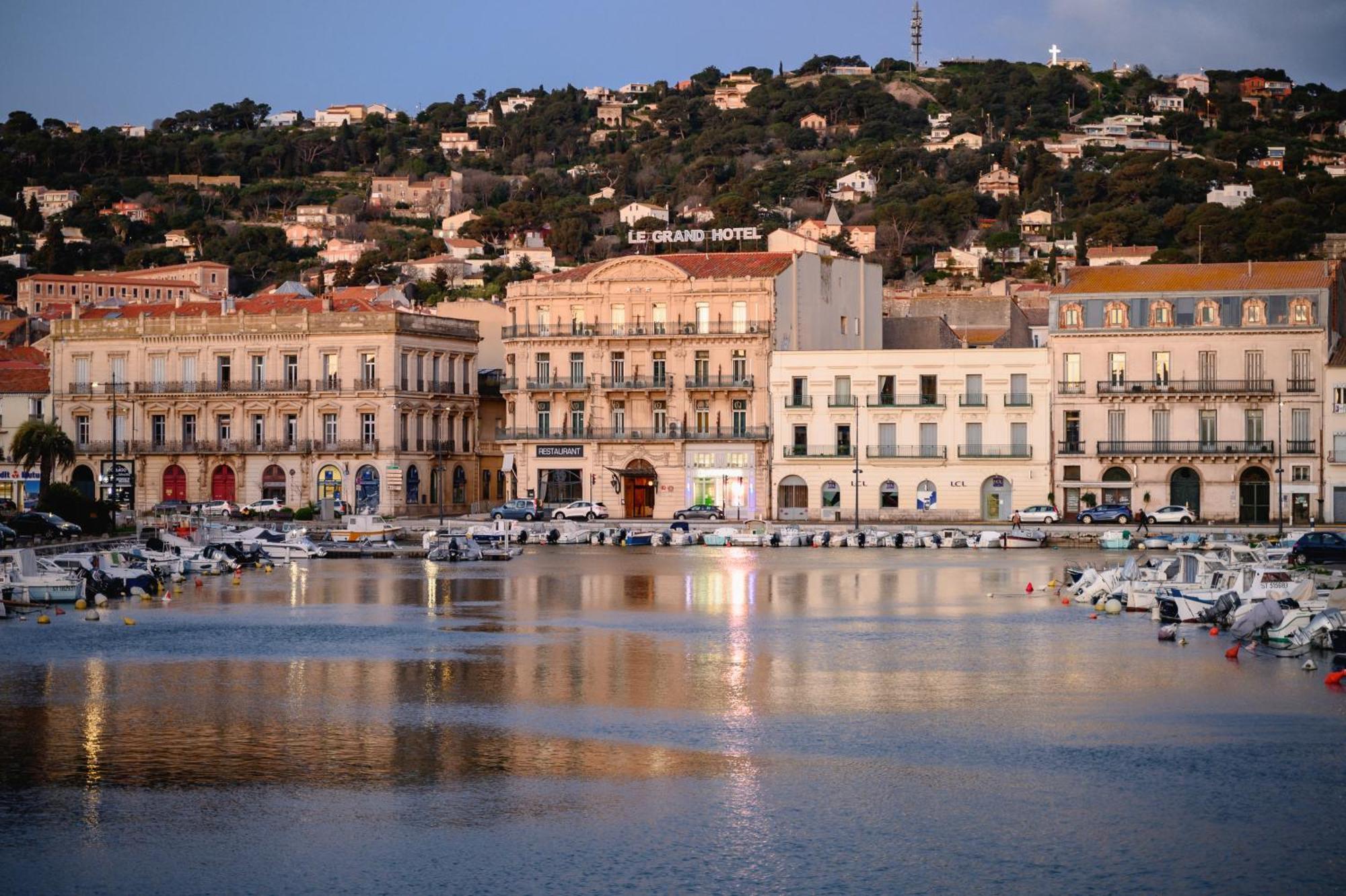 Le Grand Hotel Sète Exteriör bild